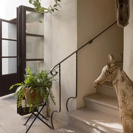 Bed & Breakfast La Maison Des Augustins 4 Stars Et Fitness 4*