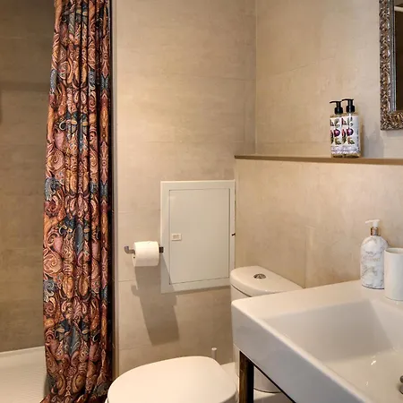 Bed & Breakfast La Maison Des Augustins 4 Stars Et Fitness 4*