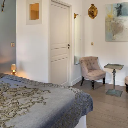 Bed & Breakfast La Maison Des Augustins 4 Stars Et Fitness 4*
