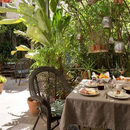 La Maison Des Augustins 4 Stars Et Fitness 4* Avignone
