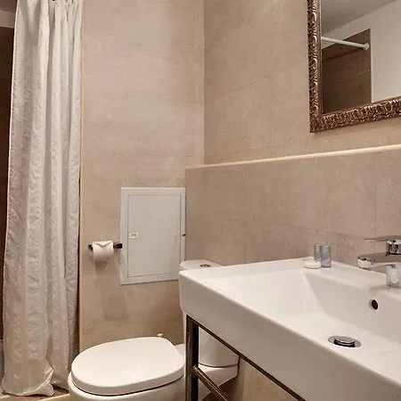 La Maison Des Augustins 4 Stars Et Fitness