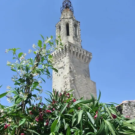 Bed & Breakfast La Maison Des Augustins 4 Stars Et Fitness Avignone