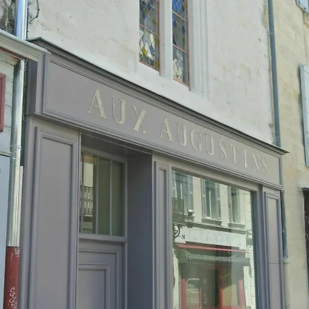 La Maison Des Augustins 4 Stars Et Fitness Bed & Breakfast
