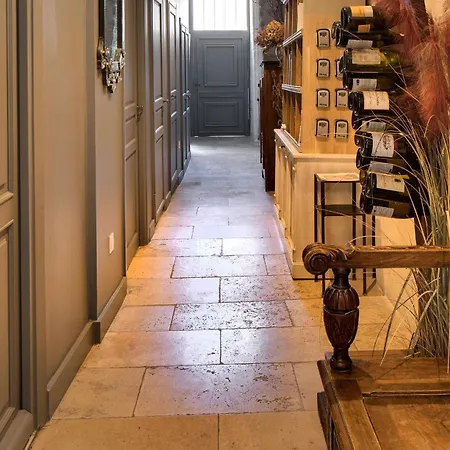 La Maison Des Augustins 4 Stars Et Fitness 4*