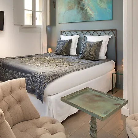 La Maison Des Augustins 4 Stars Et Fitness 4* Avignon